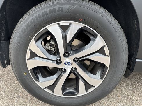 Used 2020 Subaru Outback Limited w/ Popular Package #2 image 9