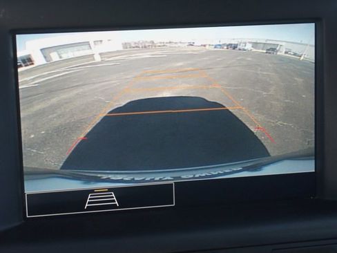 Used 2024 GMC Terrain SLE image 6