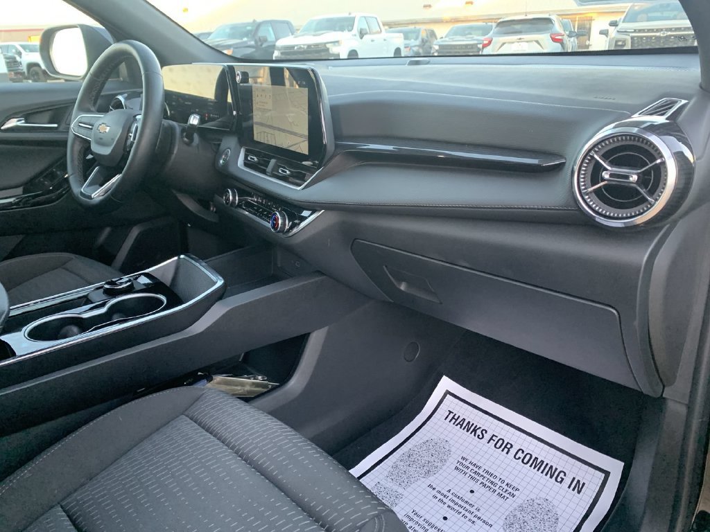 Certified 2026 Chevrolet Equinox LT FWD image 27