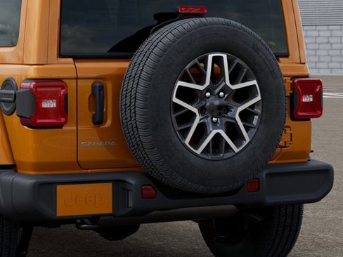 New 2026 Jeep Wrangler Unlimited Sahara AWD/4WD image 21
