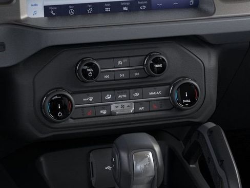 New 2025 Ford Bronco Big Bend w/ Black Diamond Package AWD/4WD image 15