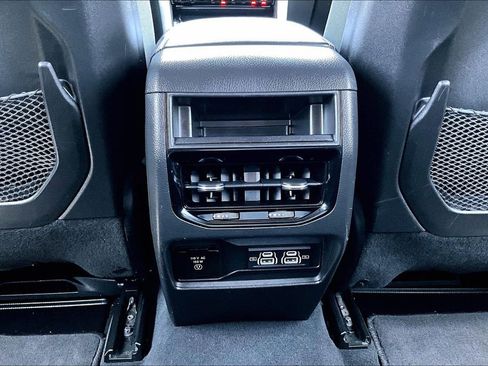 Certified 2024 Jeep Grand Cherokee Altitude AWD/4WD image 20
