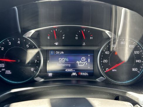 Used 2023 Chevrolet Equinox LT FWD image 20