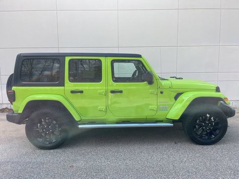 Used 2021 Jeep Wrangler Unlimited Sahara w/ Cold Weather Group AWD/4WD image 5