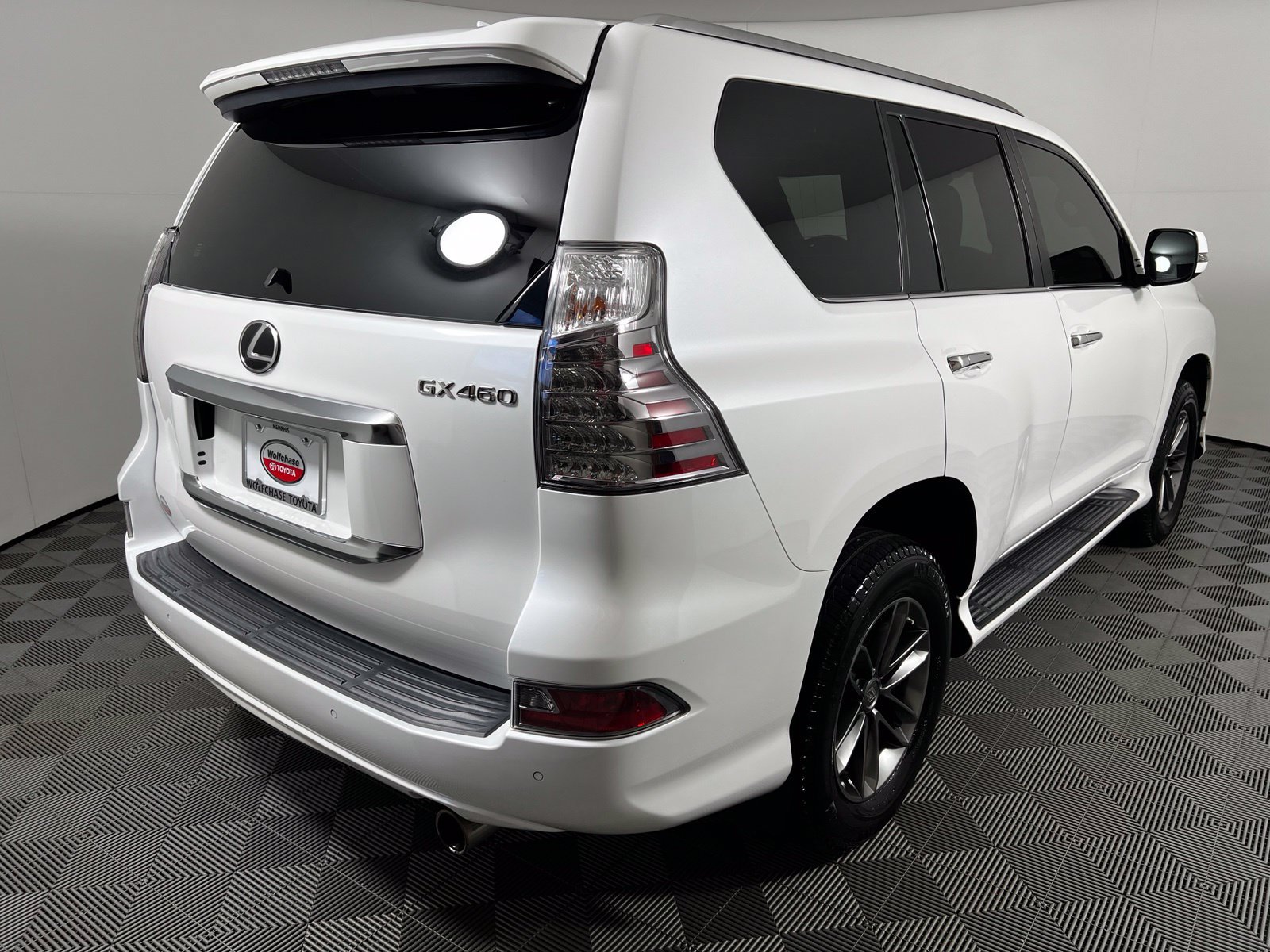 Used 2021 Lexus GX 460 Premium w/ Premium Package AWD/4WD image 5