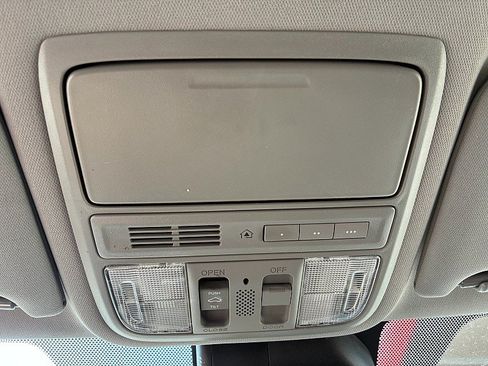 Used 2014 Honda Crosstour EX-L image 19