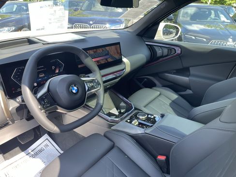 Certified 2025 BMW X3 xDrive30 w/ Premium Package AWD/4WD image 10
