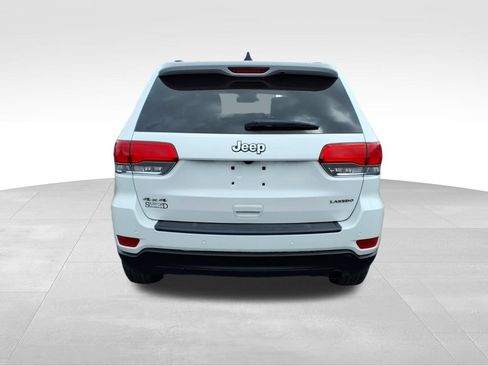 Used 2018 Jeep Grand Cherokee Laredo AWD/4WD image 23