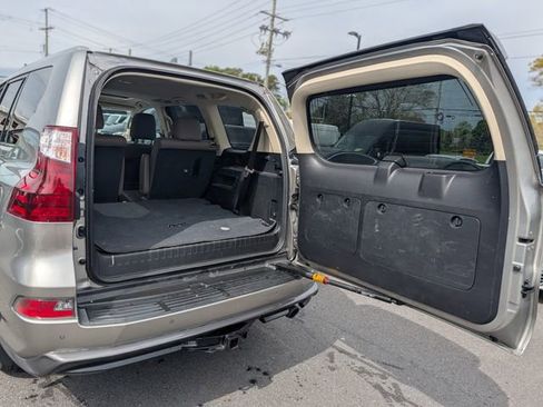 Used 2021 Lexus GX 460 Premium AWD/4WD image 37