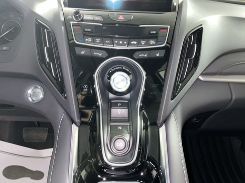 Certified 2025 Acura RDX SH-AWD w/ Technology Package image 21