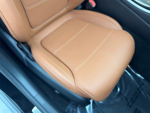 Used 2025 Mercedes-Benz C 300 Sedan image 44