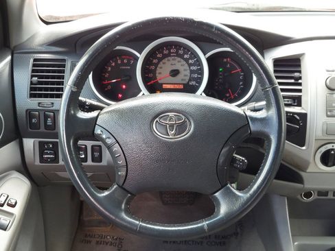 Used 2009 Toyota Tacoma 4x4 Access Cab V6 image 12