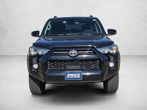 Used 2020 Toyota 4Runner SR5 Premium image 2