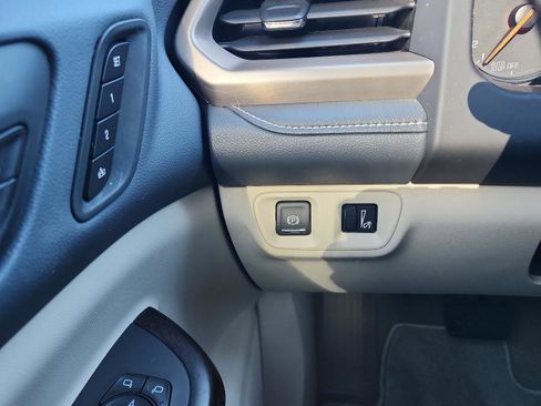 Used 2020 GMC Acadia Denali w/ Trailering Package image 23