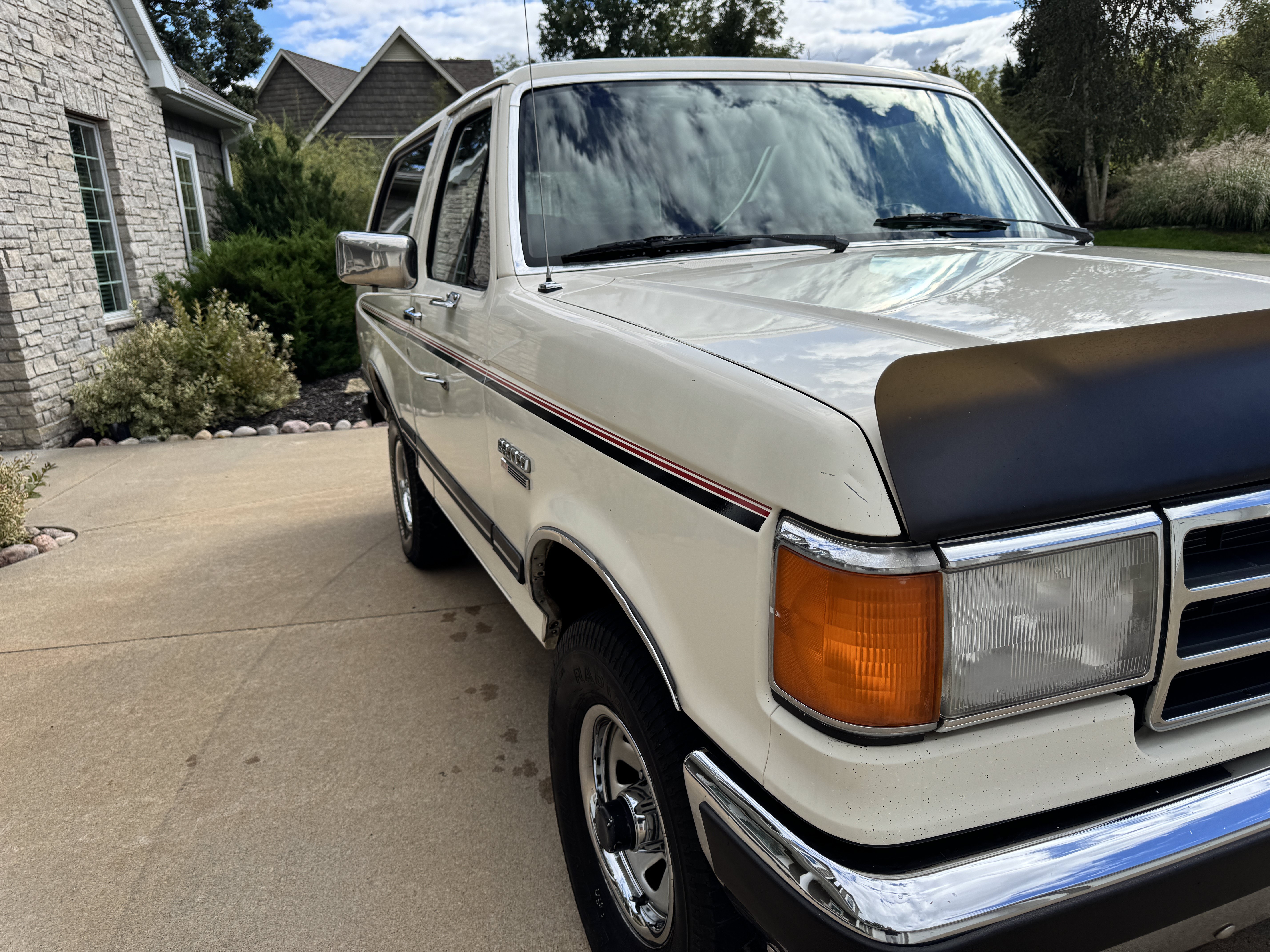 Used 1990 Ford Bronco AWD/4WD image 34