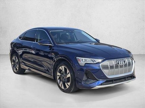 Certified 2022 Audi e-tron Premium Plus w/ Premium Plus Package image 3