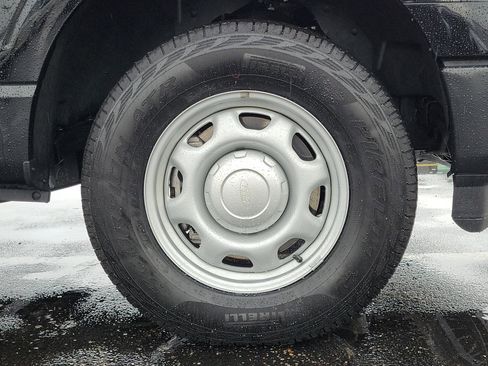 Used 2024 Ford F150 XL w/ Tow/Haul Package image 5