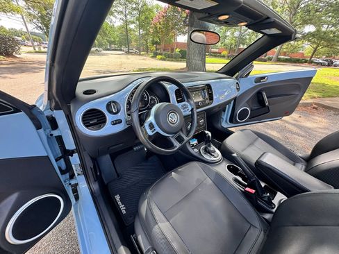 Used 2013 Volkswagen Beetle 2.5 FWD image 29