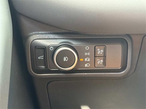 New 2025 Ford Explorer Active w/ Active Comfort Package image 21