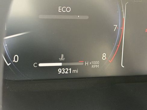 Used 2025 Toyota RAV4 Limited image 9