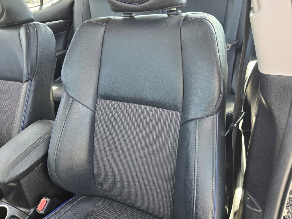 Used 2018 Toyota Corolla SE w/ Protection Package FWD image 14