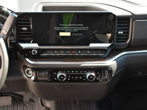 New 2026 GMC Sierra 1500 Elevation w/ LPO, Elevation Black Package image 24