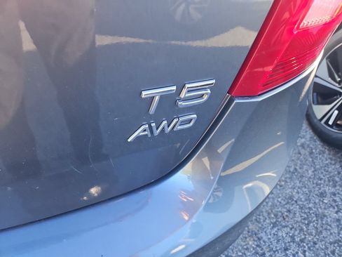 Used 2017 Volvo S60 T5 Dynamic w/ Protection Package AWD/4WD image 4