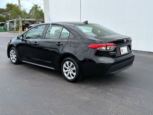 Certified 2024 Toyota Corolla LE FWD image 3