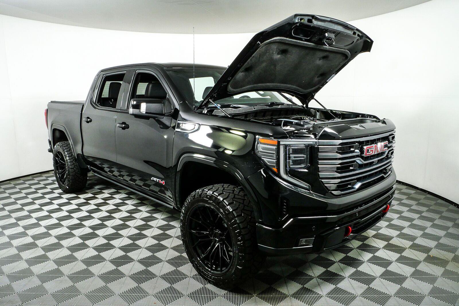Certified 2026 GMC Sierra 1500 AT4 w/ Technology Package AWD/4WD image 35