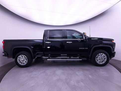 Used 2022 Chevrolet Silverado 2500 High Country AWD/4WD image 44