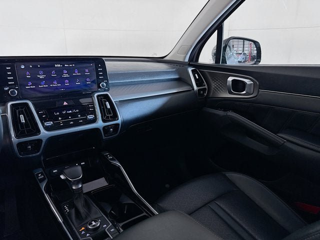 Certified 2023 Kia Sorento SX AWD/4WD image 24