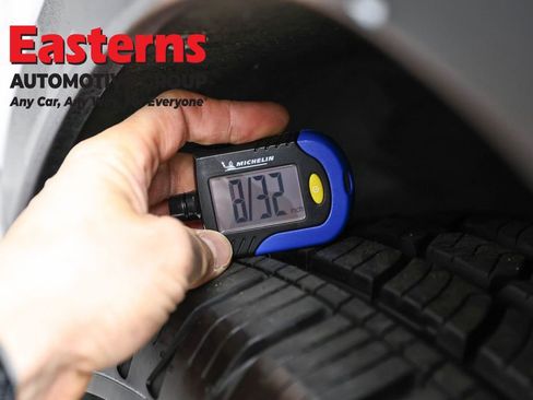 Used 2021 Chevrolet Traverse LS w/ LPO, Floor Liner Package AWD/4WD image 28