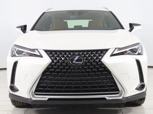 Used 2019 Lexus UX 250h AWD w/ Premium Package image 53