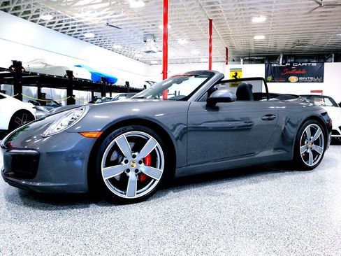 Used 2017 Porsche 911 Carrera S image 1