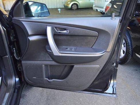 Used 2012 GMC Acadia SLT FWD image 32