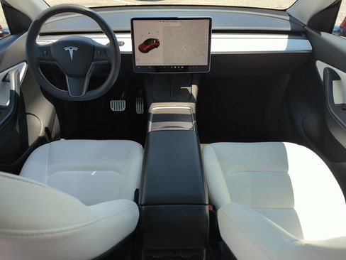 Used 2022 Tesla Model Y Performance AWD/4WD image 15