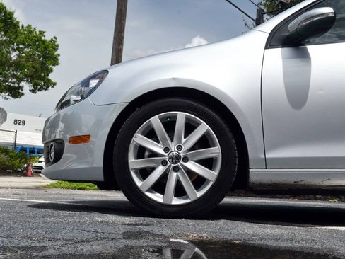 Used 2011 Volkswagen Golf TDI FWD image 7