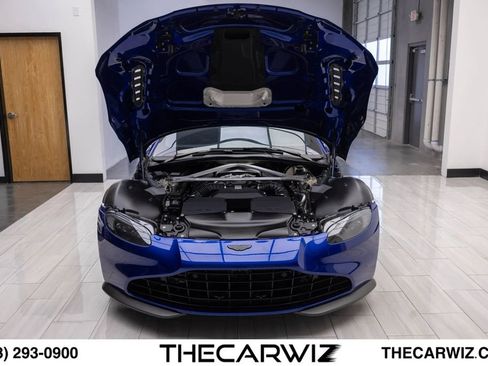 Used 2023 Aston Martin V8 Vantage Coupe RWD image 83