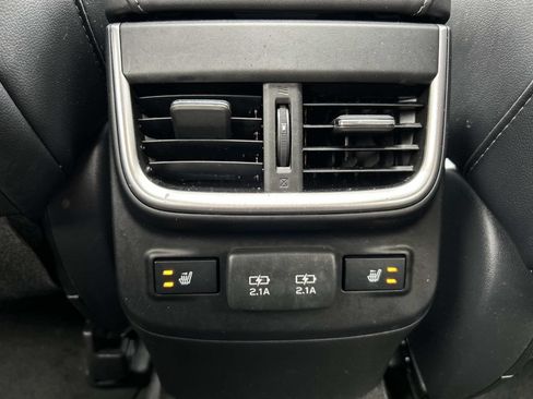 Used 2021 Subaru Outback Limited AWD/4WD image 14