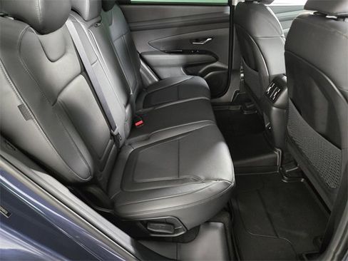 Used 2025 Hyundai Tucson Limited image 21