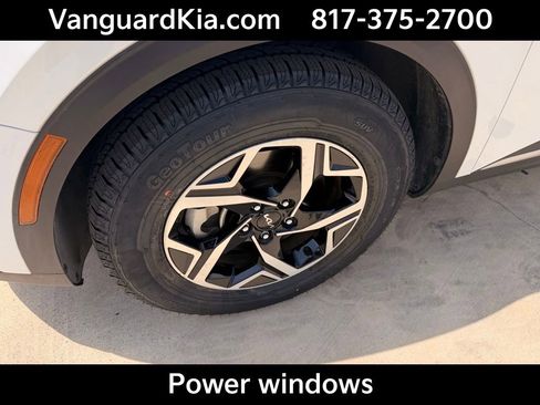 Certified 2023 Kia Sportage LX image 8