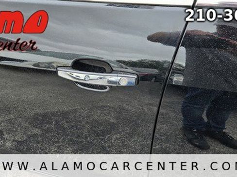 Used 2016 Chevrolet Malibu LTZ FWD image 10