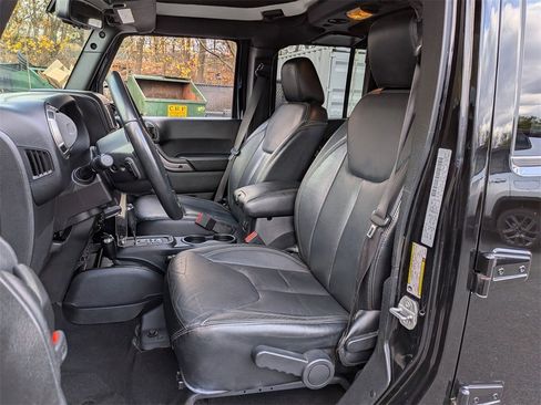 Certified 2018 Jeep Wrangler Unlimited Altitude image 18