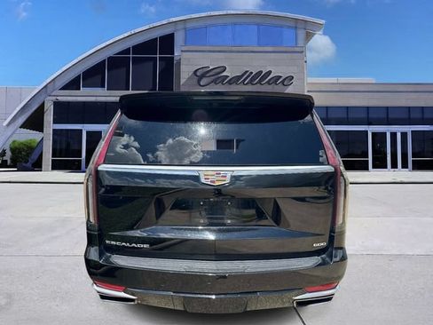Used 2023 Cadillac Escalade Premium Luxury w/ Performance Package AWD/4WD image 5