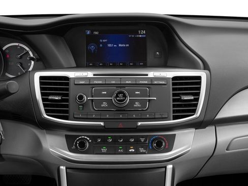 Used 2015 Honda Accord LX image 9