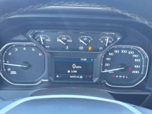 Used 2023 GMC Sierra 3500 SLE w/ Gooseneck/5TH Wheel Package AWD/4WD image 23