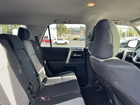 Used 2024 Toyota 4Runner SR5 image 15