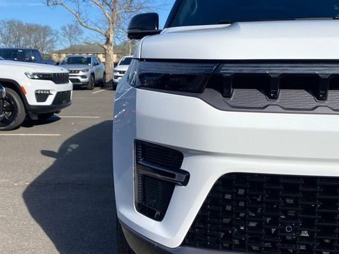 New 2026 Jeep Grand Wagoneer Summit w/ Rear Seat Video Group I image 10