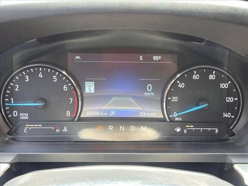 Used 2020 Ford Explorer XLT w/ Equipment Group 202A AWD/4WD image 10