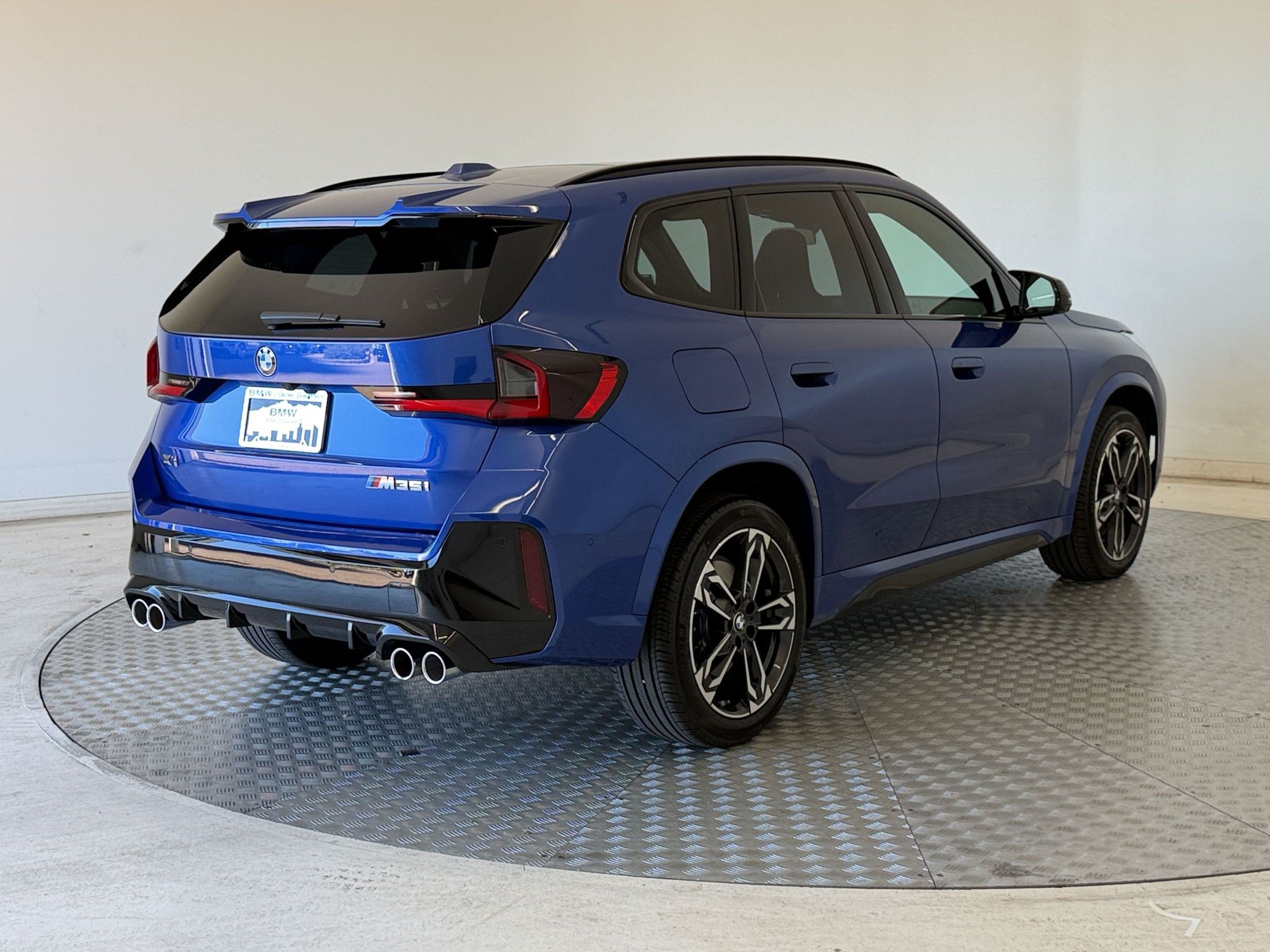 Used 2026 BMW X1 M35i AWD/4WD image 9